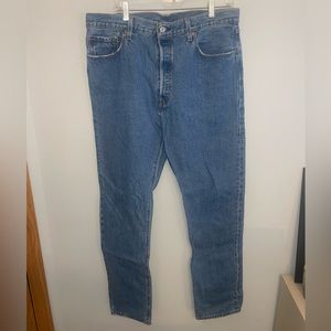 Levi’s 501 Button Fly denim jeans W34 L32 medium wash
